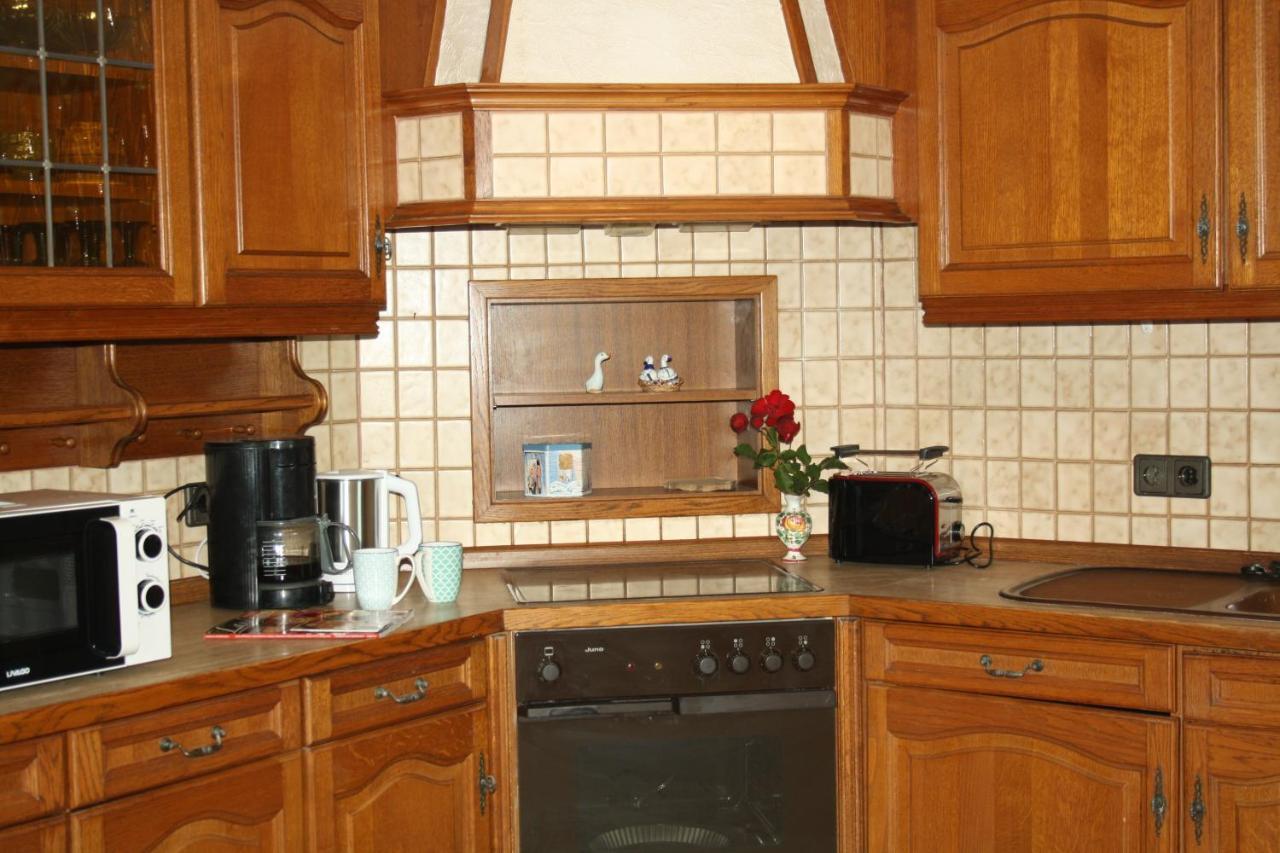 Ferienhaus Cilla Beltheim エクステリア 写真